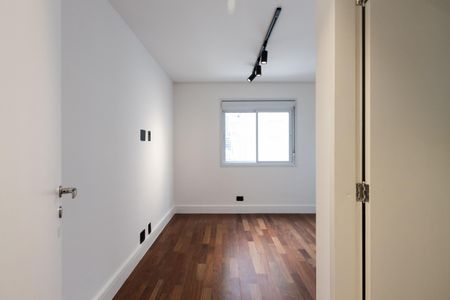 Apartamento à venda com 81m², 2 quartos e 2 vagasQuarto