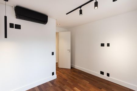 Apartamento à venda com 81m², 2 quartos e 2 vagasSuíte