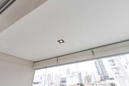 Apartamento à venda com 81m², 2 quartos e 2 vagasVaranda