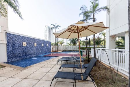 Apartamento à venda com 81m², 2 quartos e 2 vagasÁrea comum - Piscina