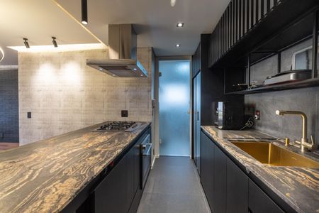 Apartamento à venda com 81m², 2 quartos e 2 vagasCozinha