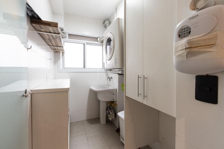 Apartamento à venda com 81m², 2 quartos e 2 vagasÁrea de Serviço