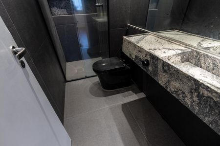 Apartamento à venda com 81m², 2 quartos e 2 vagasBanheiro Social