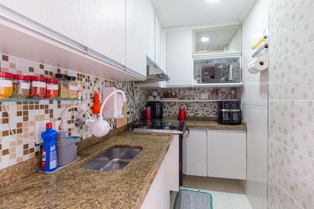 Apartamento à venda com 67m², 2 quartos e 1 vagaCozinha e Área de Serviço
