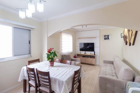 Apartamento à venda com 67m², 2 quartos e 1 vagaSala