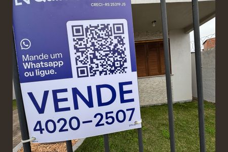 Casa à venda com 150m², 3 quartos e 2 vagasPlaca