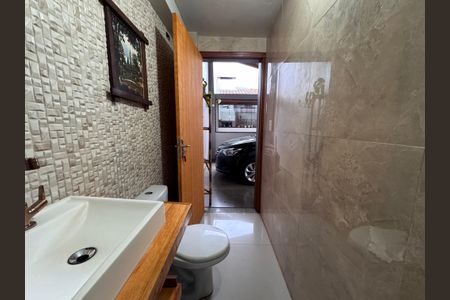 Casa à venda com 150m², 3 quartos e 2 vagasBanheiro da Garagem