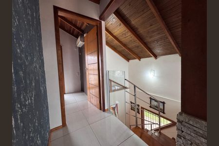 Casa à venda com 150m², 3 quartos e 2 vagasCorredor