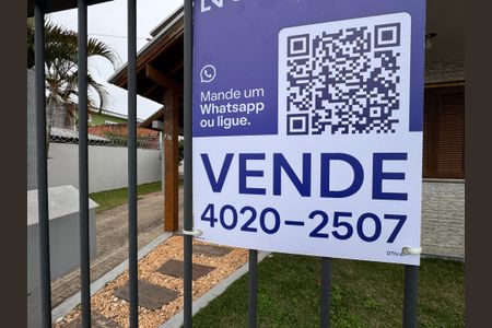 Casa à venda com 150m², 3 quartos e 2 vagasPlaca
