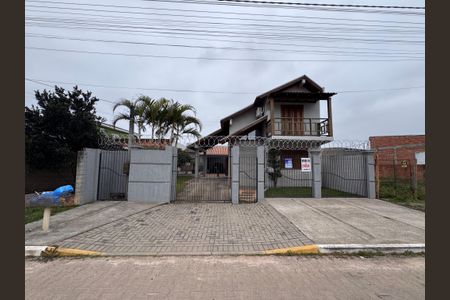 Casa à venda com 150m², 3 quartos e 2 vagasFachada