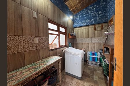 Casa à venda com 150m², 3 quartos e 2 vagasÁrea de Serviço