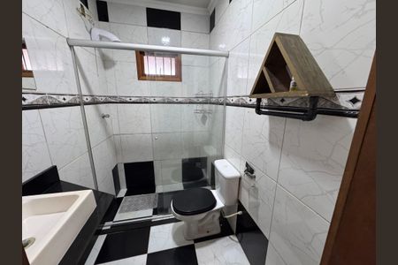 Casa à venda com 150m², 3 quartos e 2 vagasBanheiro 1