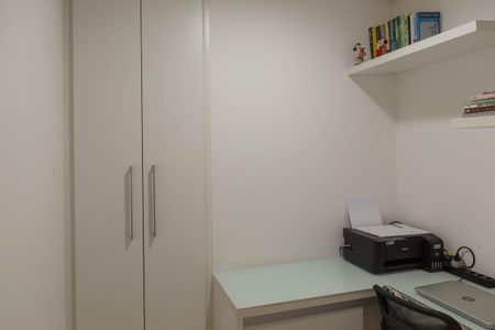 Apartamento à venda com 114m², 2 quartos e 2 vagasEscritório