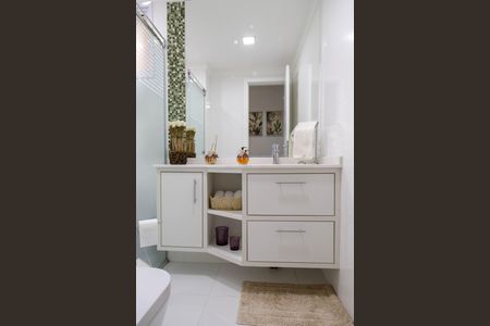 Apartamento à venda com 114m², 2 quartos e 2 vagasBanheiro Social