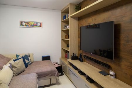 Apartamento à venda com 114m², 2 quartos e 2 vagasSala
