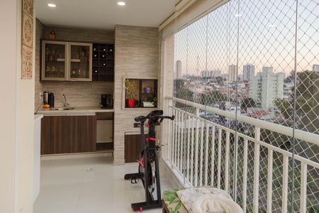 Apartamento à venda com 114m², 2 quartos e 2 vagasVaranda