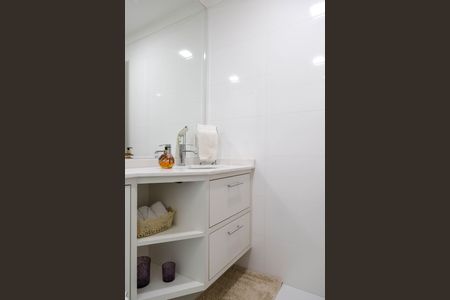 Apartamento à venda com 114m², 2 quartos e 2 vagasBanheiro Social