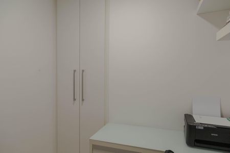 Apartamento à venda com 114m², 2 quartos e 2 vagasEscritório