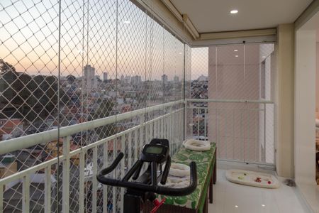 Apartamento à venda com 114m², 2 quartos e 2 vagasVaranda