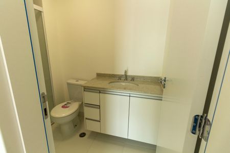 Apartamento à venda com 79m², 2 quartos e 1 vagaBanheiro da Suíte