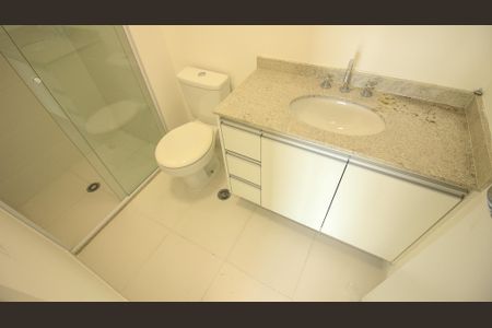 Apartamento à venda com 79m², 2 quartos e 1 vagaBanheiro da Suíte