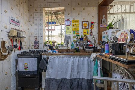 Casa à venda com 219m², 5 quartos e 3 vagas Casa à venda com 219m², 5 quartos e 3 vagasCozinha