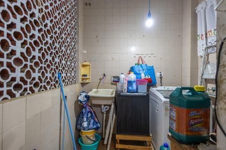 Casa à venda com 219m², 5 quartos e 3 vagas Casa à venda com 219m², 5 quartos e 3 vagasÁrea de Serviço