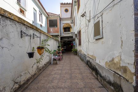 Casa à venda com 219m², 5 quartos e 3 vagas Casa à venda com 219m², 5 quartos e 3 vagasGaragem