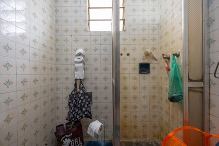 Casa à venda com 219m², 5 quartos e 3 vagas Casa à venda com 219m², 5 quartos e 3 vagasBanheiro Suite 1