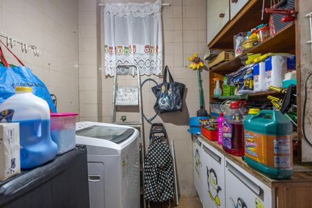 Casa à venda com 219m², 5 quartos e 3 vagas Casa à venda com 219m², 5 quartos e 3 vagasÁrea de Serviço