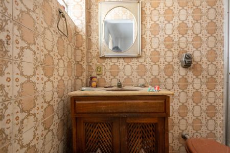 Casa à venda com 219m², 5 quartos e 3 vagas Casa à venda com 219m², 5 quartos e 3 vagasBanheiro Suite 2