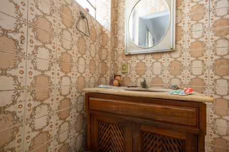 Casa à venda com 219m², 5 quartos e 3 vagas Casa à venda com 219m², 5 quartos e 3 vagasBanheiro Suite 2