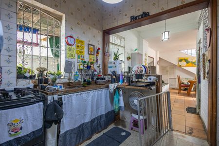 Casa à venda com 219m², 5 quartos e 3 vagas Casa à venda com 219m², 5 quartos e 3 vagasCozinha