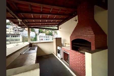 Apartamento à venda com 70m², 3 quartos e sem vagaÁrea comum - churrasqueira