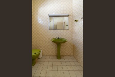 Casa para alugar com 183m², 3 quartos e 2 vagas Casa para alugar com 183m², 3 quartos e 2 vagasBanheiro Social