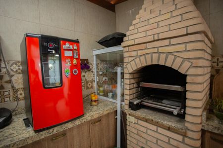 Casa à venda com 240m², 3 quartos e 2 vagasÁrea de Serviço