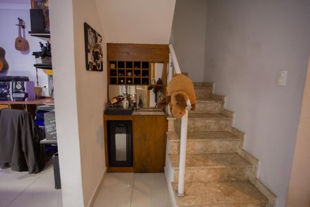 Casa à venda com 240m², 3 quartos e 2 vagasSala