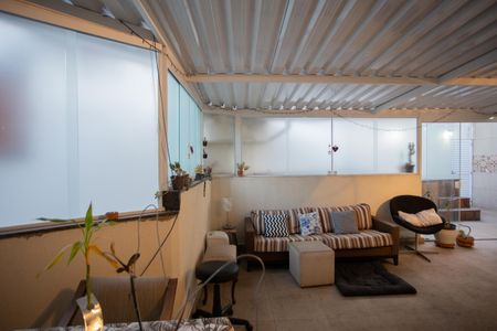 Casa à venda com 240m², 3 quartos e 2 vagasÁrea comum