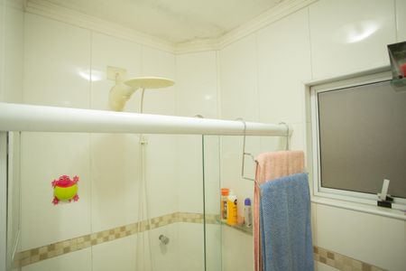 Casa à venda com 240m², 3 quartos e 2 vagasBanheiro do Quarto 1