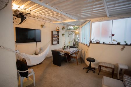 Casa à venda com 240m², 3 quartos e 2 vagasÁrea comum