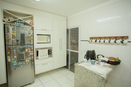 Casa à venda com 240m², 3 quartos e 2 vagasCozinha