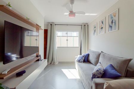 Casa de condomínio à venda com 65m², 2 quartos e 1 vaga Casa de condomínio à venda com 65m², 2 quartos e 1 vagaSala