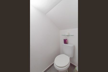 Casa de condomínio à venda com 65m², 2 quartos e 1 vaga Casa de condomínio à venda com 65m², 2 quartos e 1 vagaLavabo da Sala