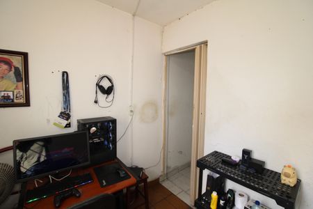 Casa à venda com 56m², 2 quartos e 1 vagaQuarto 2