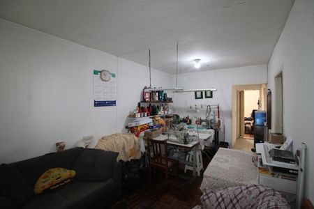 Casa à venda com 56m², 2 quartos e 1 vagaSala