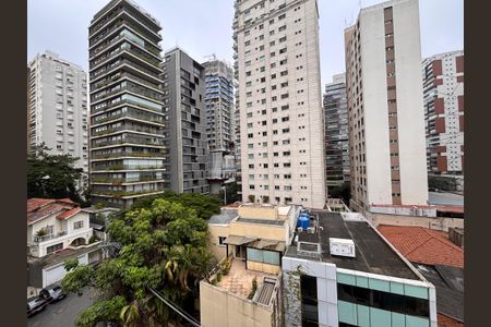 Studio à venda com 32m², 1 quarto e sem vaga Studio à venda com 32m², 1 quarto e sem vagaVista