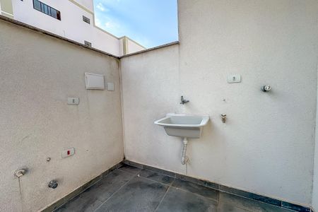 Apartamento à venda com 130m², 2 quartos e 4 vagasÁrea de Serviço
