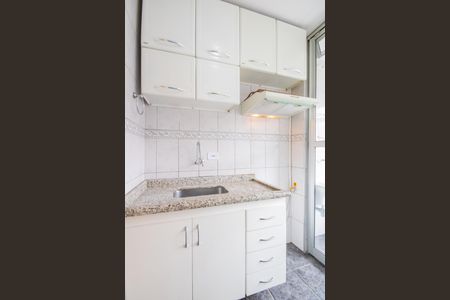 Apartamento para alugar com 55m², 2 quartos e 1 vaga Apartamento para alugar com 55m², 2 quartos e 1 vagaCozinha e Área de Serviço