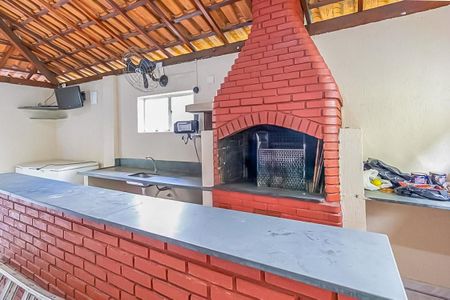 Apartamento para alugar com 55m², 2 quartos e 1 vaga Apartamento para alugar com 55m², 2 quartos e 1 vagaÁrea comum - Churrasqueira