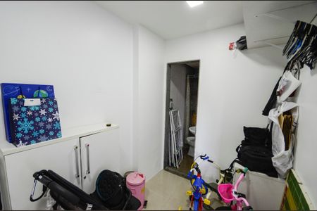 Apartamento à venda com 175m², 2 quartos e 2 vagasQuarto de Serviço